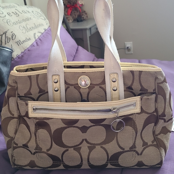 Coach handbag - Picture 1 of 2